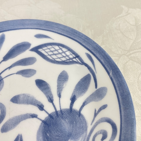 Corelle by Corning Oceanview Blue Floral - Set of 3 Salad or Bread Plates - Picture 4 of 6